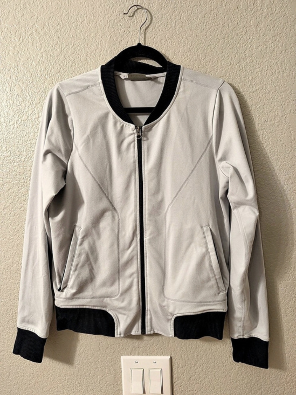 Athleta Lightweight Bomber Jacket Light Gray & Black Size Medium